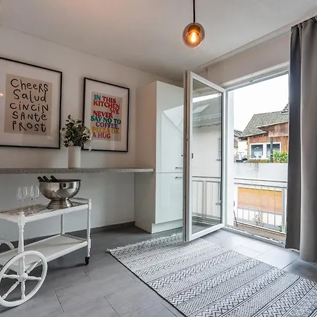 Eberstein Boutique *